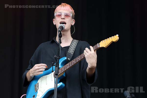 GUS DAPPERTON - 2019-07-20 - PARIS - Hippodrome de Longchamp - Main Stage 1 - 